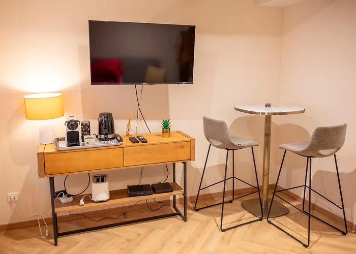Petit Studio Pour 2 Personnes Au Coeur De Selestat